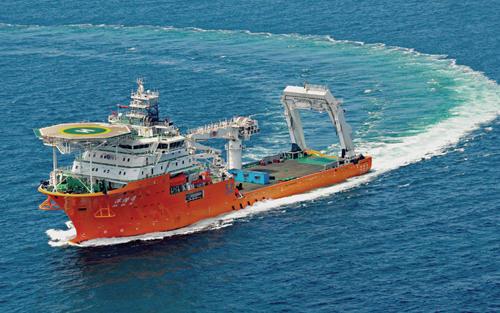 武船集团建成中国首艘深潜水工作母船